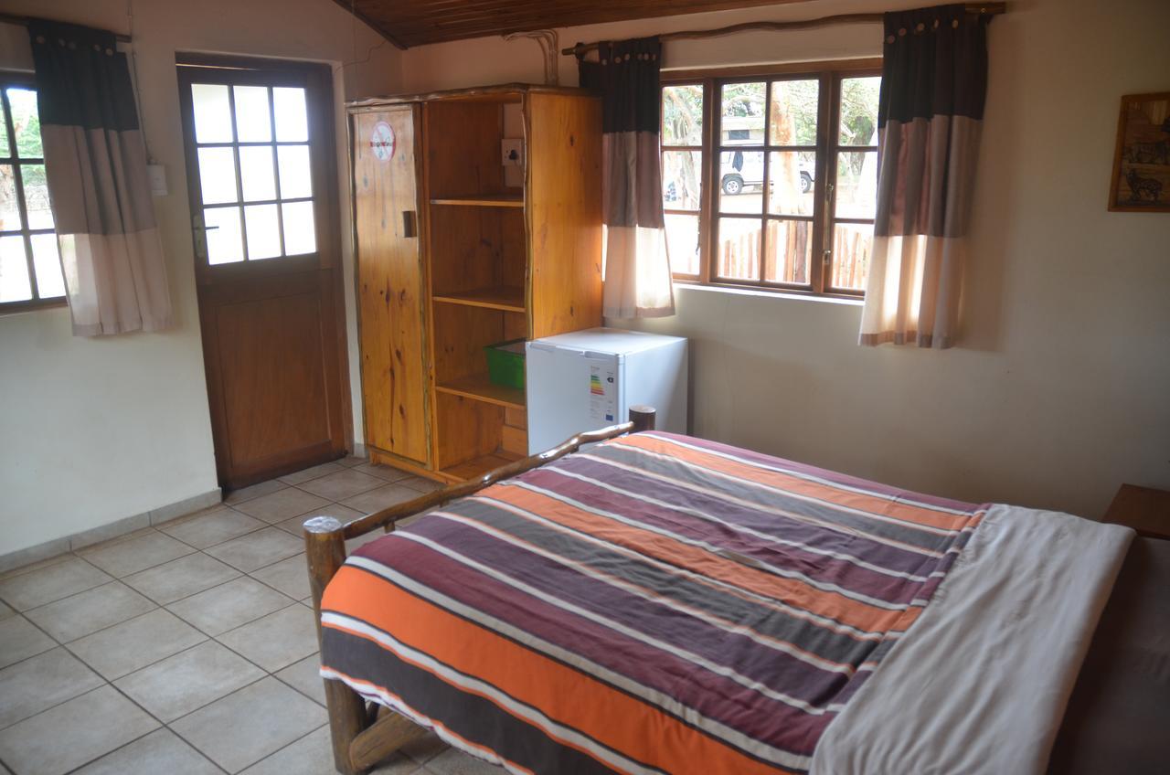 Bushbaby Lodge & Camping フルフルウェ 部屋 写真